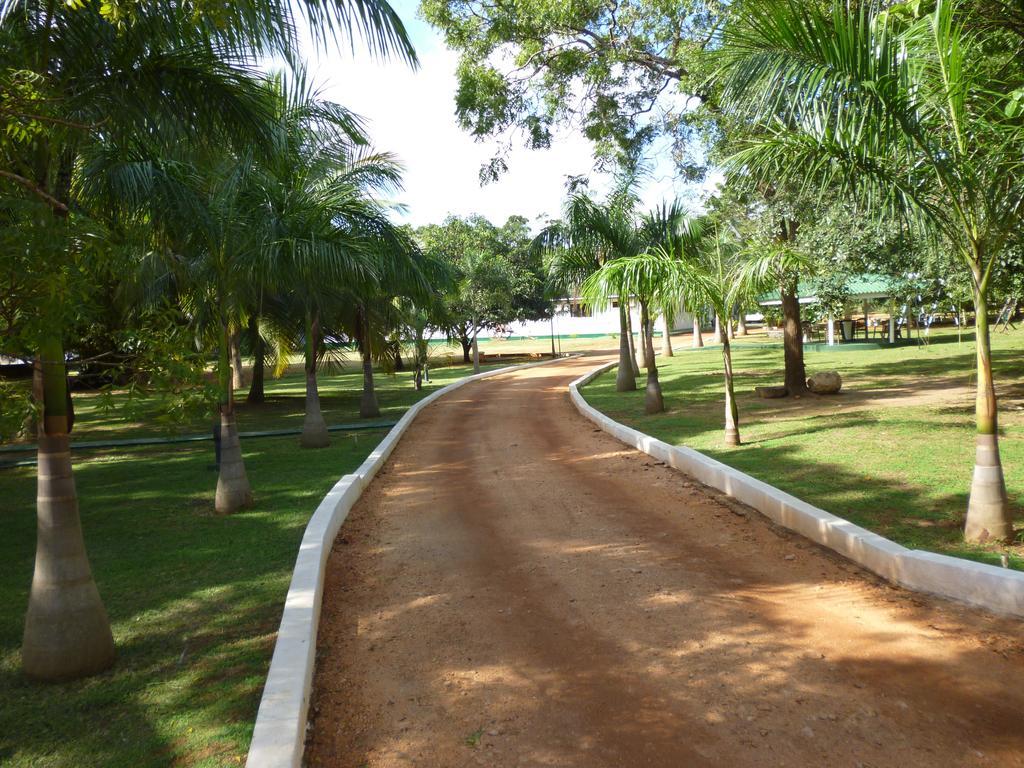 Saji-Sami Hotel Anuradhapura Exterior photo